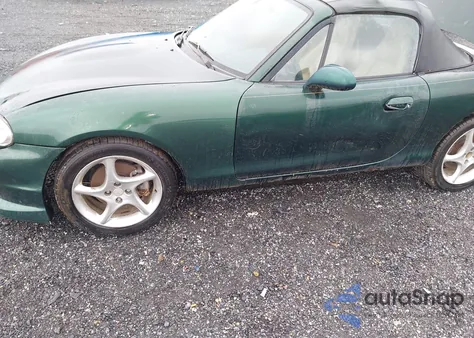 2002 Mazda Mx-5 Miata Cloth/Ls/Se z USA, uszkodzony, nr VIN JM1NB353120227088